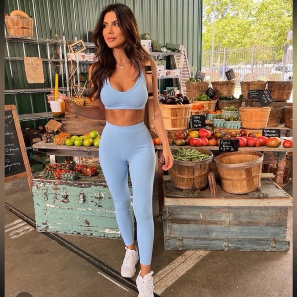 ALO Yoga Blue Skies Blissful High Waist 7/8 legging